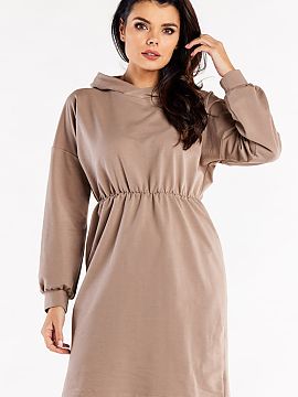 Rochie de zi Infinite You  Rochie cu mâneci lungi și glugă. Bandă de cauciuc cusută în talie. Ideală pentru purtarea de zi cu zi.