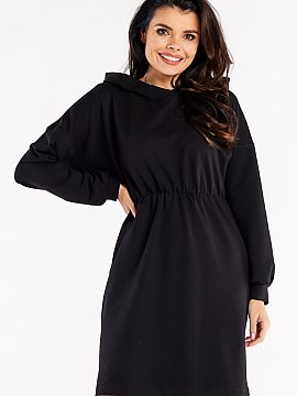 Rochie de zi Infinite You  Rochie cu mâneci lungi și glugă. Bandă de cauciuc cusută în talie. Ideală pentru purtarea de zi cu zi.