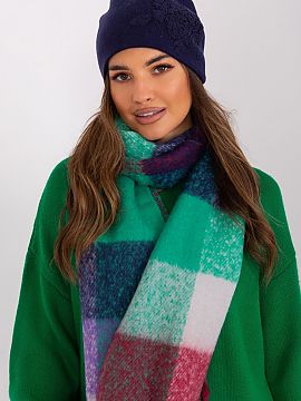 Şapcă AT  Pălărie caldă de iarnă pentru femei din cașmir cu aplicații decorative din pietre de ras.