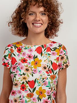 Bluză Tessita  Căutați bluza perfectă pentru vară? Bluza cu model din viscoză T408 este alegerea perfectă! Confecționată dintr-un material ușor ș