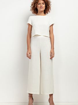 Pantaloni de damă Tessita  Căutați pantalonii perfecți pentru stilul de vară? Iată o opțiune excelentă, pantalonii eleganți din in T406. Lungimea de 7/8 îi fa