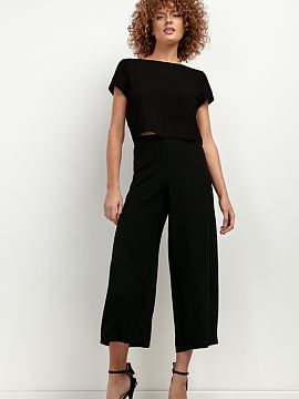 Pantaloni de damă Tessita  Căutați pantalonii perfecți pentru stilul de vară? Iată o opțiune excelentă, pantalonii eleganți din in T406. Lungimea de 7/8 îi fa