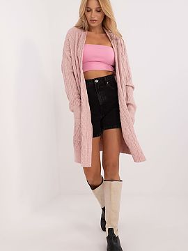 Cardigan AT  Cardiganul lung fără închidere este un strat perfect pentru ziua de zi, care îmbină stilul casual cu confortul. Fabricat dintr-un amest