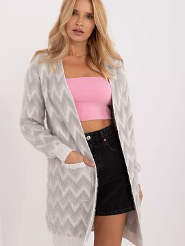 Cardigan AT  Cardiganul casual fără închidere este o jachetă perfectă pentru zi de zi, combinând confortul cu o eleganță subtilă. Fabricat dintr