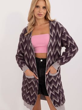 Cardigan AT  Cardiganul casual fără închidere este un strat perfect pentru fiecare zi, combinând confortul cu subtila eleganță. Fabricat dintr-un a