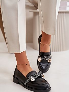 Mocasini Step in style  Mocasini pentru femei din piele ecologică, prezintă o imagine elegantă, care se potrivește perfect cu diverse stilizări. Plasate pe un 