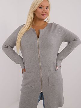Pulover plus size Factory Price  Acest pulover plus size pentru femei este fabricat dintr-un amestec de țesături moi și tactile pentru o purtare confortabilă. Materialul