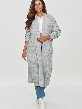 Cardigan Makadamia  Cardiganul lung oversize pentru femei este ideal pentru femeile care apreciază confortul. Puloverul ajunge sub genunchi, ceea ce îi confer