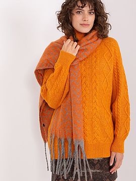 Şal AT  Acest fular lung cu un model geometric este o completare perfectă pentru garderoba ta de toamnă-iarnă. Realizat din poliester rezistent, 