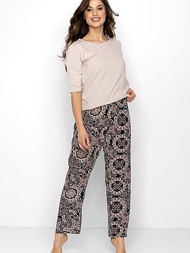 Pijama Momenti Per Me  Elegantă și confortabilă pijama de damă într-un set format din 2 piese, perfectă atât pentru somn, cât și ca îmbrăcăminte de cas