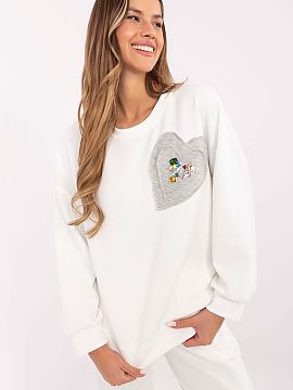 Bluză Italy Moda  Bluza casual pentru femei care se îmbracă pe cap, combinând confortul cu o eleganță subtilă. Realizată dintr-o amestec de poliester, 