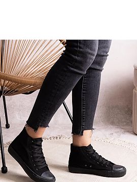 Tenişi Solea  Înălțimile negre ale tenișilor Rafife sunt o alegere perfectă pentru cei care apreciază stilul modern și eleganța. Designul lor la m