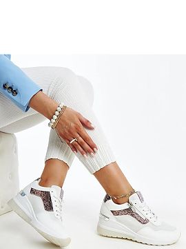 Tenişi Solea  Papuci albi pentru femei cu platforma de la CROSS JEANS sunt un \