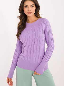 Pulover AT  Prezentăm un pulover feminin în stil casual, ideal pentru diferite ocazii, de la ieșiri zilnice la ținute confortabile la locul de munc�