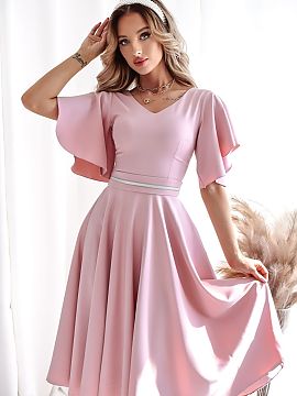 Rochie elegantă With You  Rochie elegantă în nuanța de roz murdar este o propunere ideală pentru ocazii speciale. Realizată dintr-un material de înaltă calitat