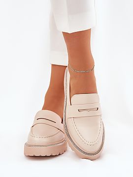 Mocasini Step in style  Mocasini femeie făcuți din piele ecologică de catifea. Vârfuri rotunjite oferă confort pe tot parcursul zilei. Pietrele prețioase de l