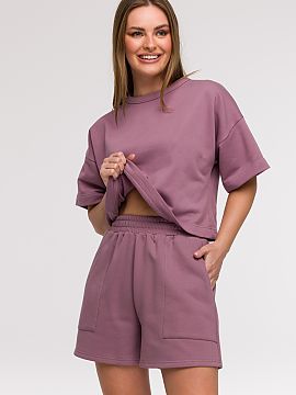 Pantaloni scurţi BeWear  Pantaloni scurți pentru femei cu croială lejeră și confortabilă sunt un must-have în garderoba de vară. Făcuți cu gând la confort 