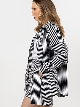 Pantaloni scurţi awama