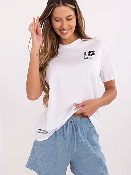 Tricou Fresh Made  Tricou elegant de damă cu caracter casual, ideal pentru ocazii de zi cu zi. Realizat din bumbac predominant, asigură confortul purtării �