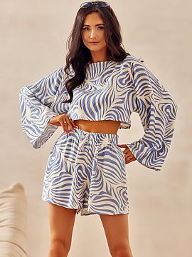 Pantaloni scurţi Roco Fashion  Shortsul Ilaria reprezintă combinația perfectă între stil, confort și libertatea verii, create pentru femeile care doresc să se simtă