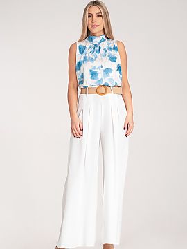 Pantaloni de damă Figl  Pantaloni largi cu talie inalta si curea decorativa impletita. Materialul usor si croiala lejera asigura confortul, iar pliseurile subtile a