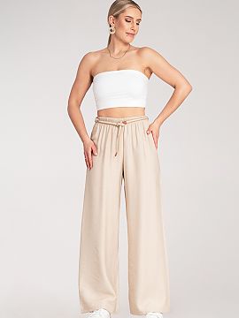 Pantaloni de damă Figl  Pantaloni boho cu talie elastica si cureaua decorativa tesuta intr-o nuanta naturala. Confectionati dintr-un material usor si respirabil. Ta