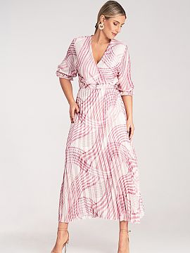 Rochie de zi Figl  Rochie maxi din satin cu model de panteră. Decolteu tip plic, mâneci lungi terminate cu elastic. Model cu partea de jos plisată și curea