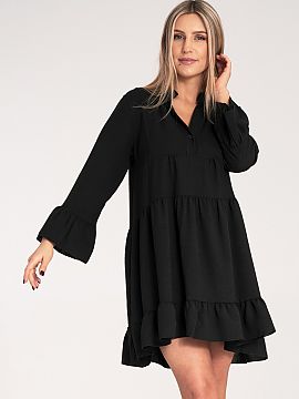 Rochie de zi Figl  Rochie lejeră cu volane. Decolteu în formă de inimă cu guler delicat și închidere cu nasture.