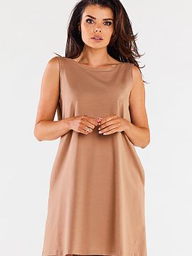 Rochie de zi Infinite You  Rochie cu croială lejeră, fără mâneci, oferind libertate de mișcare și confort. În față are un decolteu clasic, rotund, în timp c