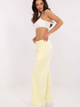 Pantaloni de trening Relevance