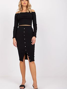 Completă Rue Paris  Elegantul set de damă din material cu dungi este o combinație perfectă între eleganță și confort, ideal pentru zi de zi și pentru mu