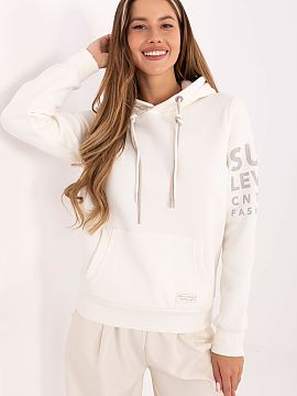 Bluza Sublevel  Bluza de damă cu un caracter casual, creată cu gândul la confortul zilnic și la aspectul modern. Realizată dintr-o amestec plăcut de b