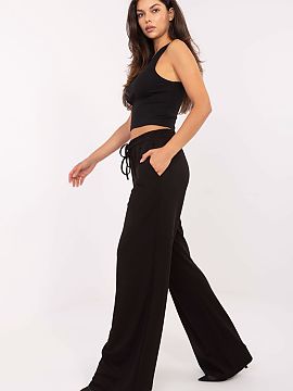 Pantaloni de trening Relevance