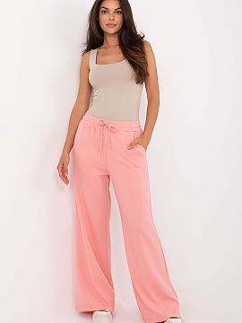 Pantaloni de trening Relevance  Pantaloni de trening în stil casual, ideali pentru zi de zi. Confecționați dintr-o amestec moale de viscoză, poliester și elastan, asig