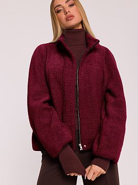 Jachetă Moe  Jacheta elegantă de damă realizată dintr-un material moale cu fir scurt este o propunere care combină confortul cu caracterul modern. Î