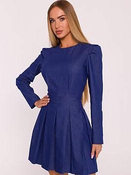 Rochie de zi Moe  Rochia cusută dintr-un material care imită denimul este o propunere elegantă și modernă, ideală pentru multe ocazii. Materialul este u