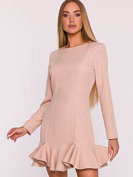 Rochie elegantă Moe  Rochia subtilă și feminină, cusută dintr-un material neted cu finisaj mat, este o propunere excelentă pentru multe ocazii. Forma simpl�
