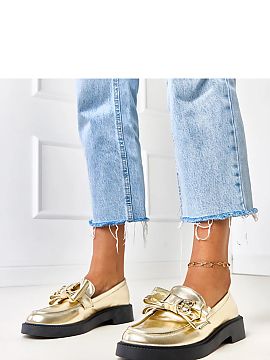 Mocasini Solea  Pantofi mocasini fermecători pentru femei în culoarea bej reprezintă o combinație între confort și un design exceptional. Croiala clas