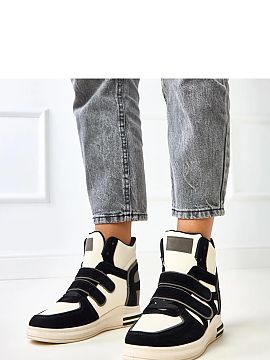 Pantofi de sport Solea  Pantofi sport moderni pentru femei, realizati din piele ecologica de inalta calitate, care combina confortul cu un design la moda. Modelul a