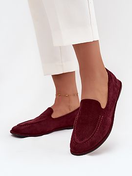 Mocasini Step in style  Mocasini pentru femei din piele ecologică sunt o propunere clasică și confortabilă pentru fiecare zi. Plasate pe o talpă plată garante