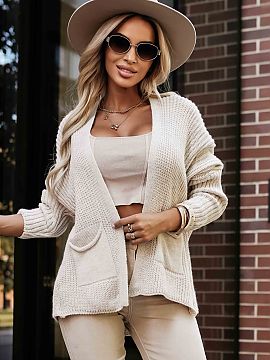 Cardigan Numoco  Cardiganul universal de la Numoco Basic într-o elegantă nuanță de bej. Realizat dintr-o ţesătură plăcută la atingere, se așează f