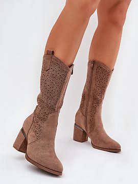 Cizme perforate Step in style  Cizmele de damă de la marca S.Barski. Partea superioară este fabricată dintr-un eko catifelat delicat, oferind încălțămintei eleganț