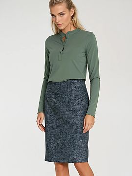 Fustă Nife  Fustă clasică creion cu croială fit, care subliniază silueta feminină. Realizată dintr-o ţesătură cu textură melanj și nuanțe ne