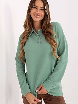 Bluzka Lakerta  Această bluză de damă de tip polo reprezintă o combinație ideală între stilul clasic și confortul zilnic. Realizată dintr-o amestec