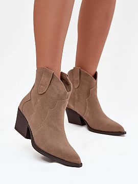 Botine cu toc Step in style  Botinele de damă din piele naturală sunt încălțăminte stilată în stil cowboy, care adaugă caracter fiecărei ținute. Modelul înc�
