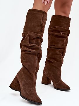 Cizme cu toc Step in style  Cizmele de dama din piele naturala sunt o propunere eleganta, care se potriveste perfect in sezonul toamna-iarna. Pielea moale si placuta la