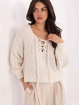 sweter Italy Moda  Un pulover elegant de damă cu un caracter casual este alegerea ideală pentru fiecare zi. Realizat dintr-o amestec moale și plăcut la ati