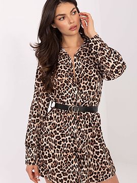 rochie de zi Italy Moda  Rochia cămașă elegantă, cu o croială simplă, este o propunere ideală pentru femeile de zi cu zi care apreciază moda cu caracter. Mot