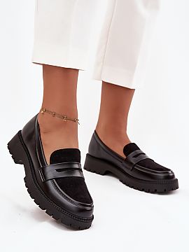 Mocasini Step in style  Mocasini sunt o alegere excelentă pentru femeile care doresc să îmbine eleganța cu confortul. Realizate din piele ecologică, cu vârfur