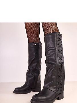 Cizme Solea  Bocanci moderni și funcționali cu partea superioară a gambei detașabilă, care permite crearea a două stiluri diferite într-un singur 